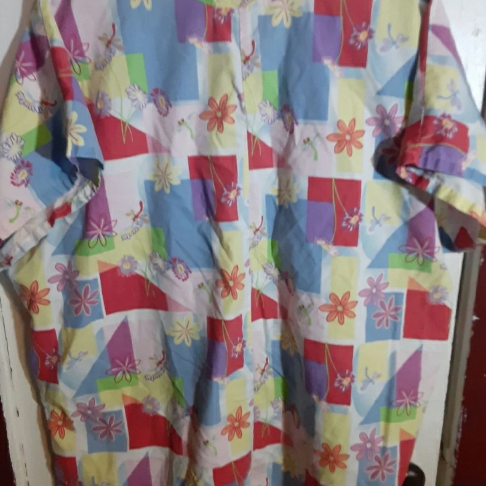 Scrub top - Picture 8 of 12